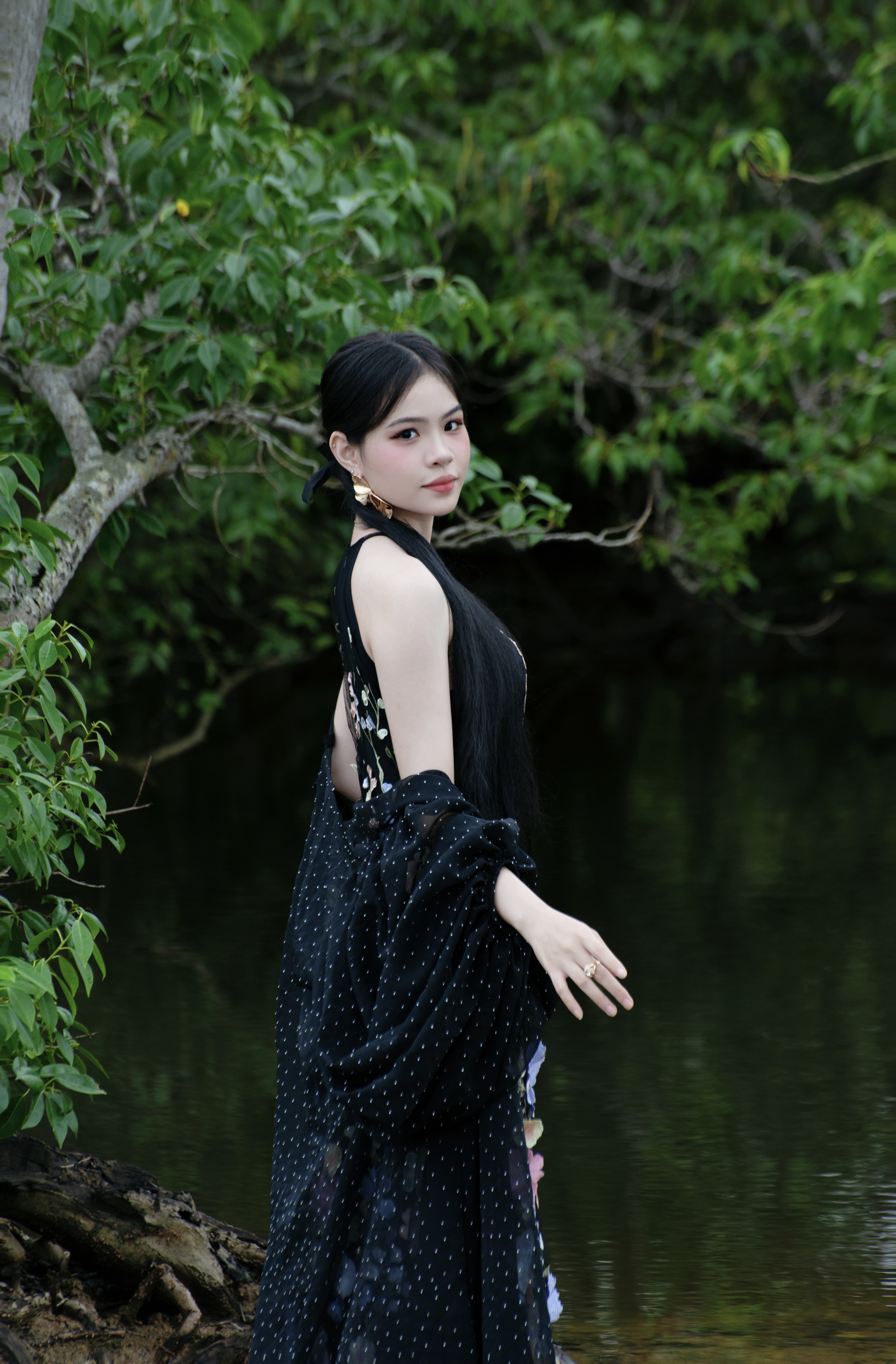 YẾM