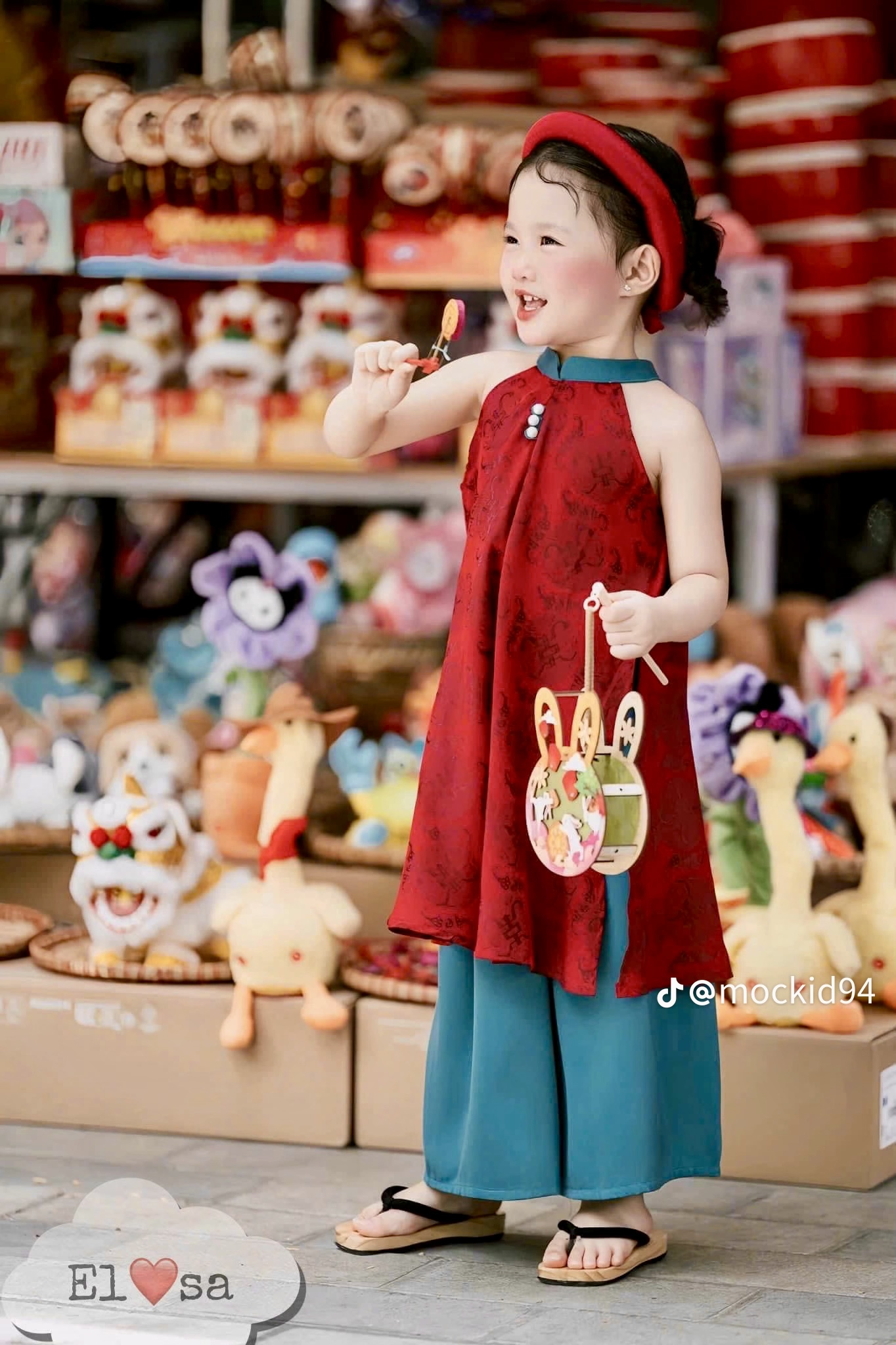 SET ÁO DÀI 4 TÀ SIÊU XINH CHO BÉ GÁI